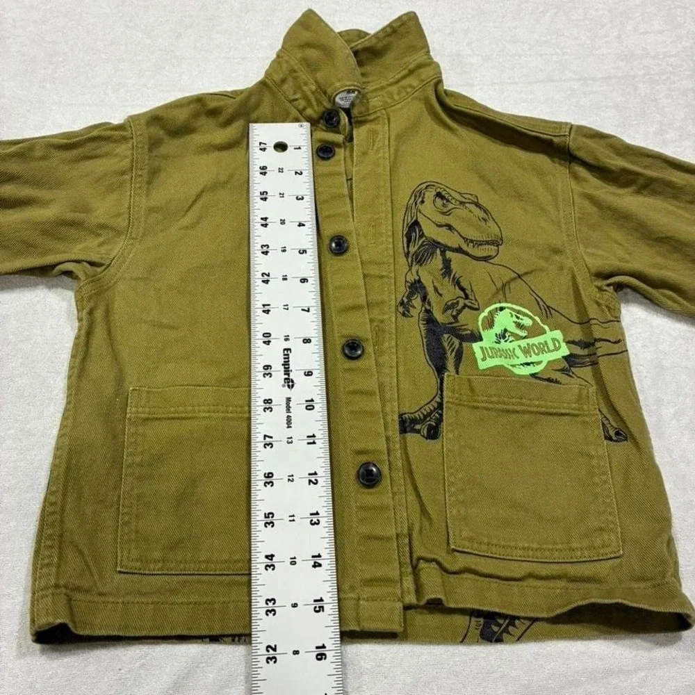 H&M kids Green Olive Size 4-5A Jurassic World jacket.SKU60
